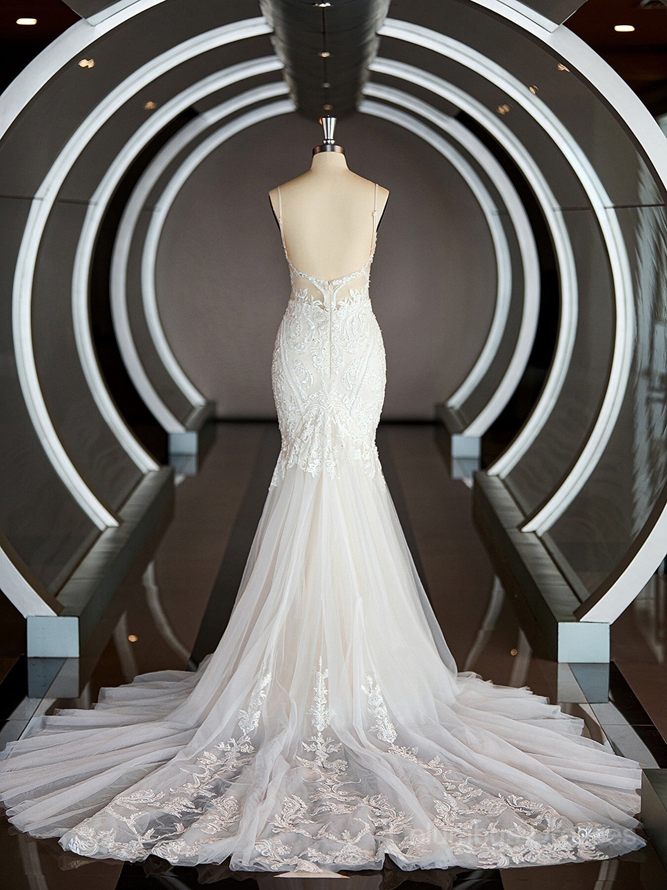 Wedding Dresses Nearby, Trumpet/Mermaid V-neck Cathedral Train Tulle Wedding Dresses with Appliques Lace