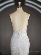 Wedding Dressed Under 1007, Trumpet/Mermaid V-neck Cathedral Train Tulle Wedding Dresses with Appliques Lace