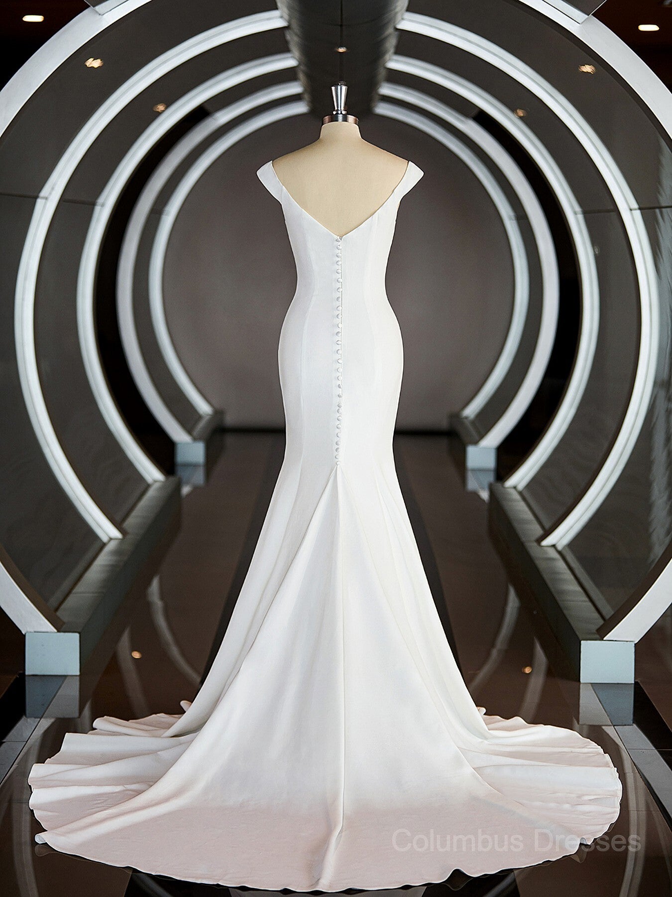 Wedsing Dress Off The Shoulder, Trumpet/Mermaid V-neck Chapel Train Stretch Crepe Wedding Dresses with Ruffles
